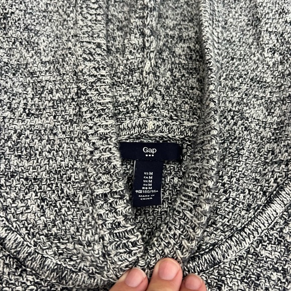 Men’s gap sweater - Picture 3 of 5